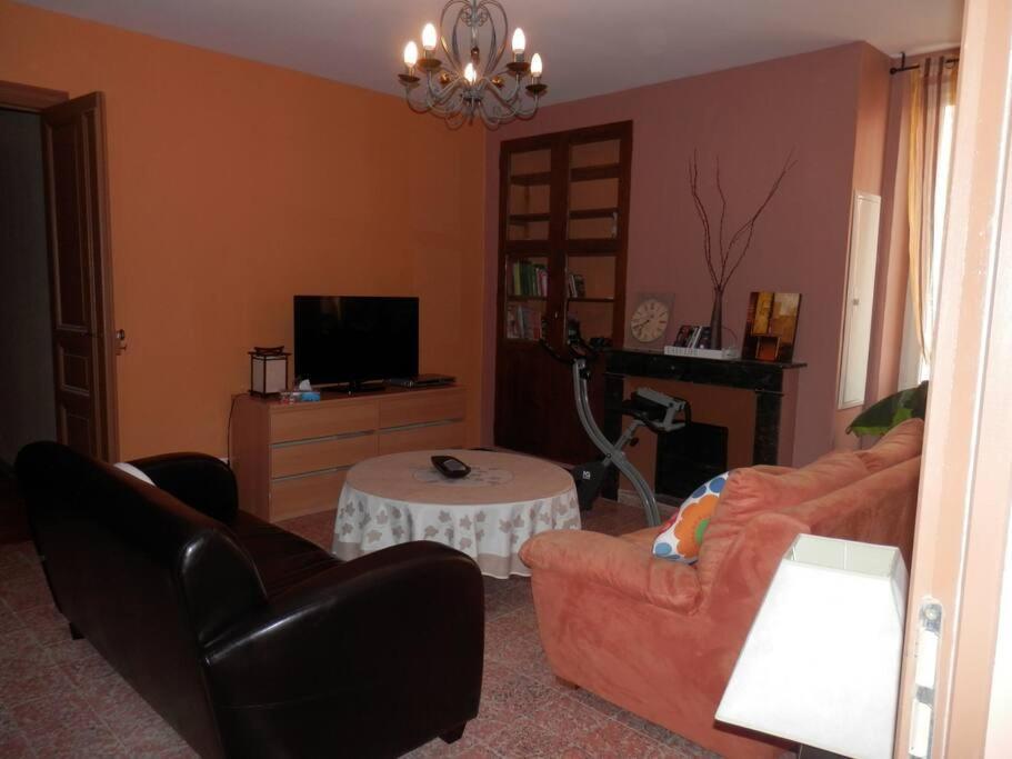 Appartement Spacieux Avec Grand Patio, 1Er Etage Sigean Buitenkant foto